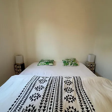 Apartment Ground Floor Walking Distance To The